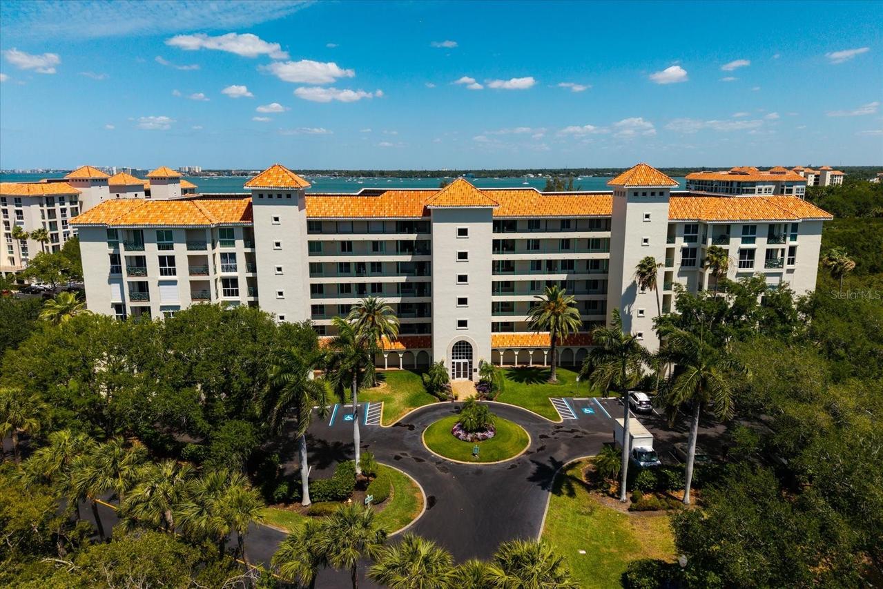 4801 Osprey Dr. #207, St Petersburg, FL 33711