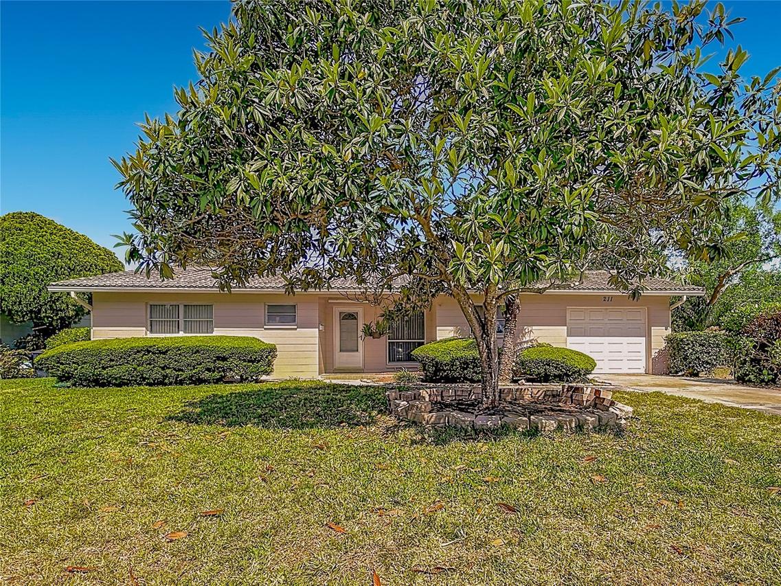 211 NW Monroe Cir., St Petersburg, FL 33702