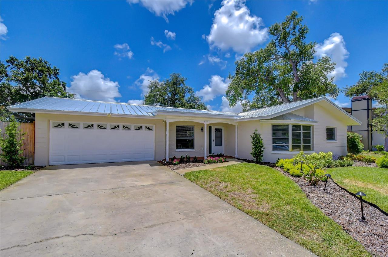 2167 Lakeview Rd., Clearwater, FL 33764