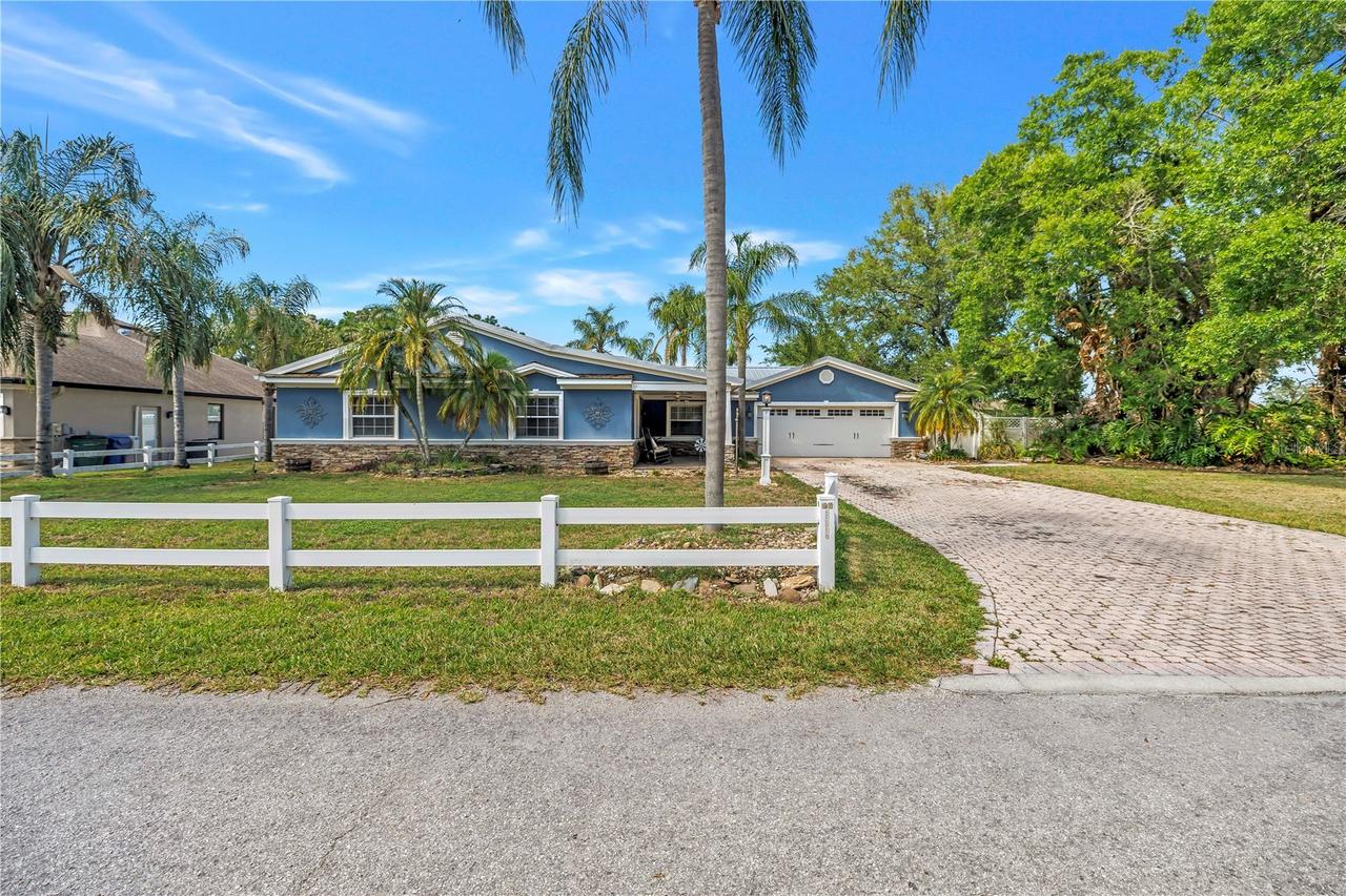 23037 Brownwood Ct., Land O Lakes, FL 34639