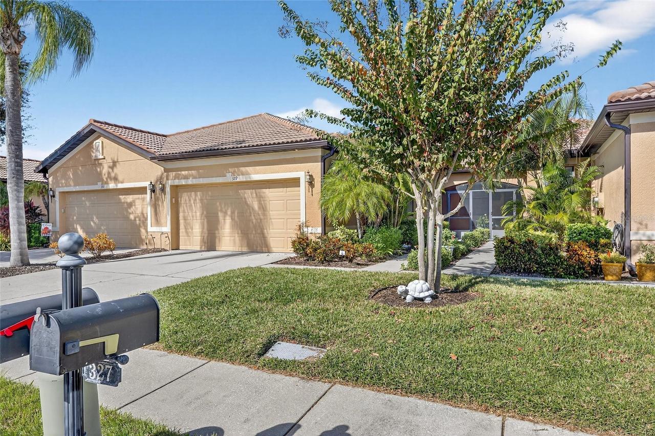 329 Seneca Falls Dr., Apollo Beach, FL 33572