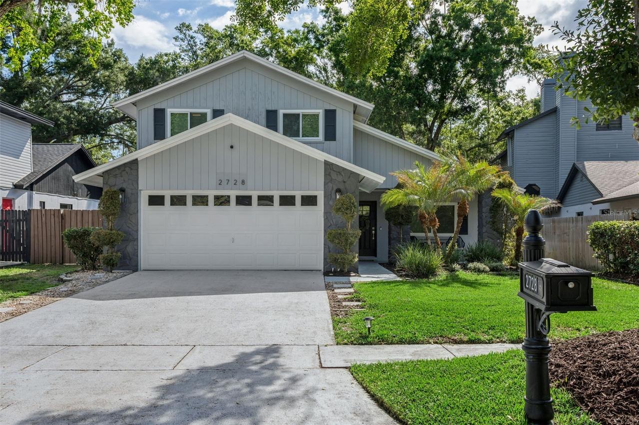 2728 Lakeville Dr., Tampa, FL 33618