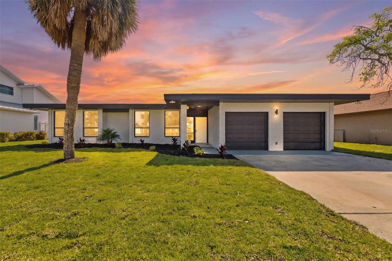 3917 E Eden Roc Cir., Tampa, FL 33634