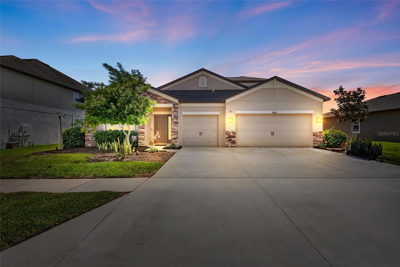 18428 Malinche Loop, Spring Hill, FL 34610