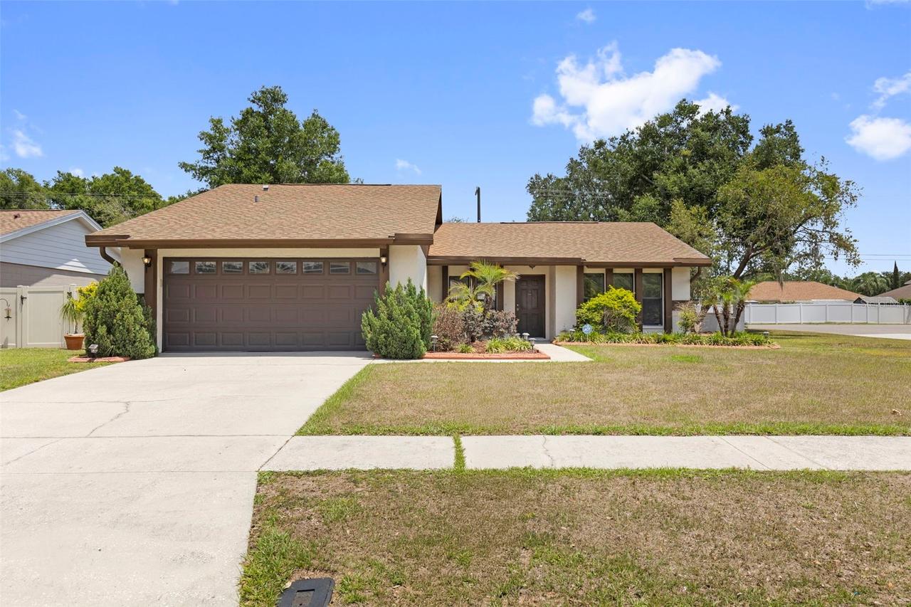 1836 Craven Dr., Seffner, FL 33584