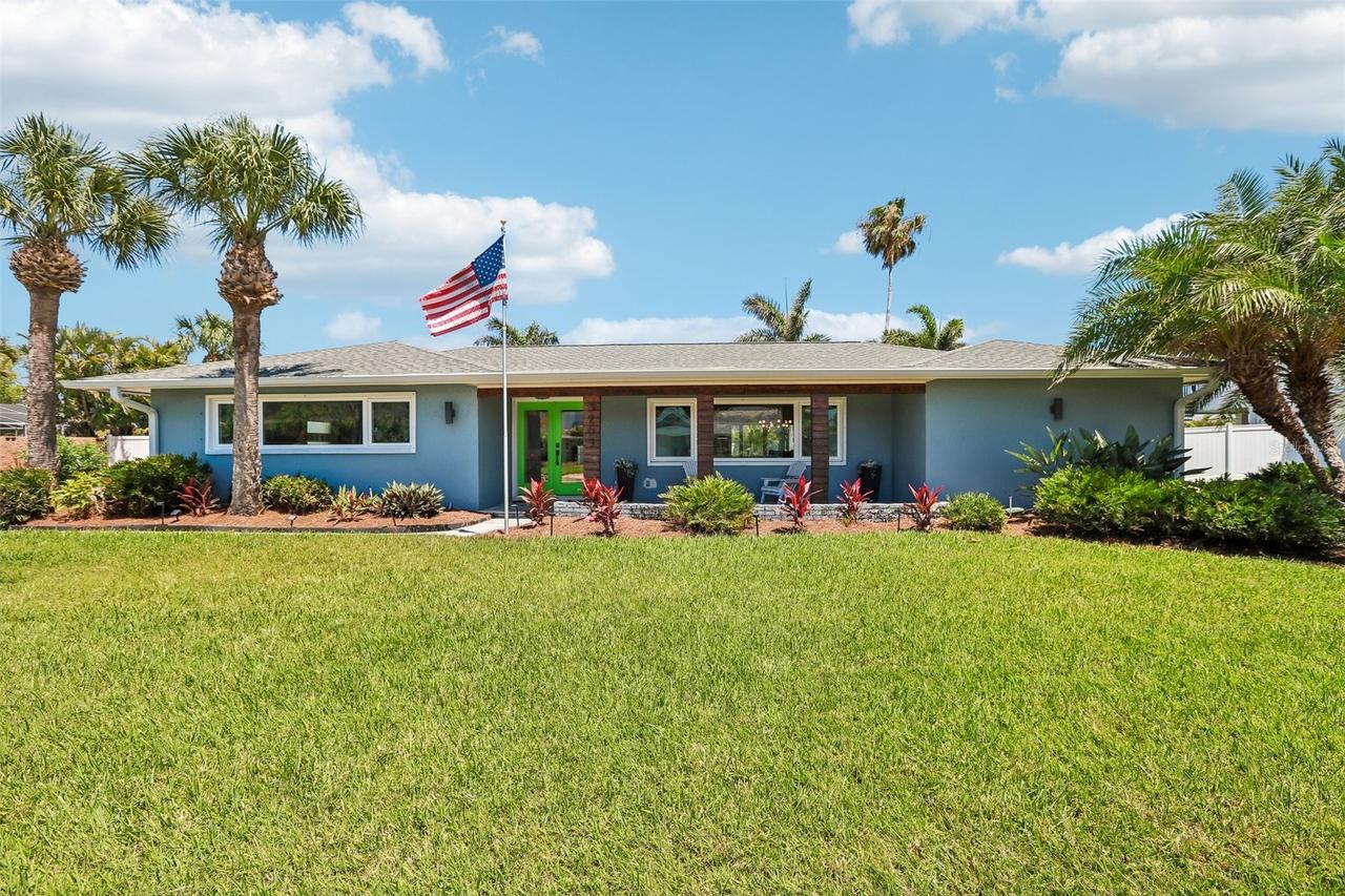 3203 Hibiscus Dr., Belleair Beach, FL 33786