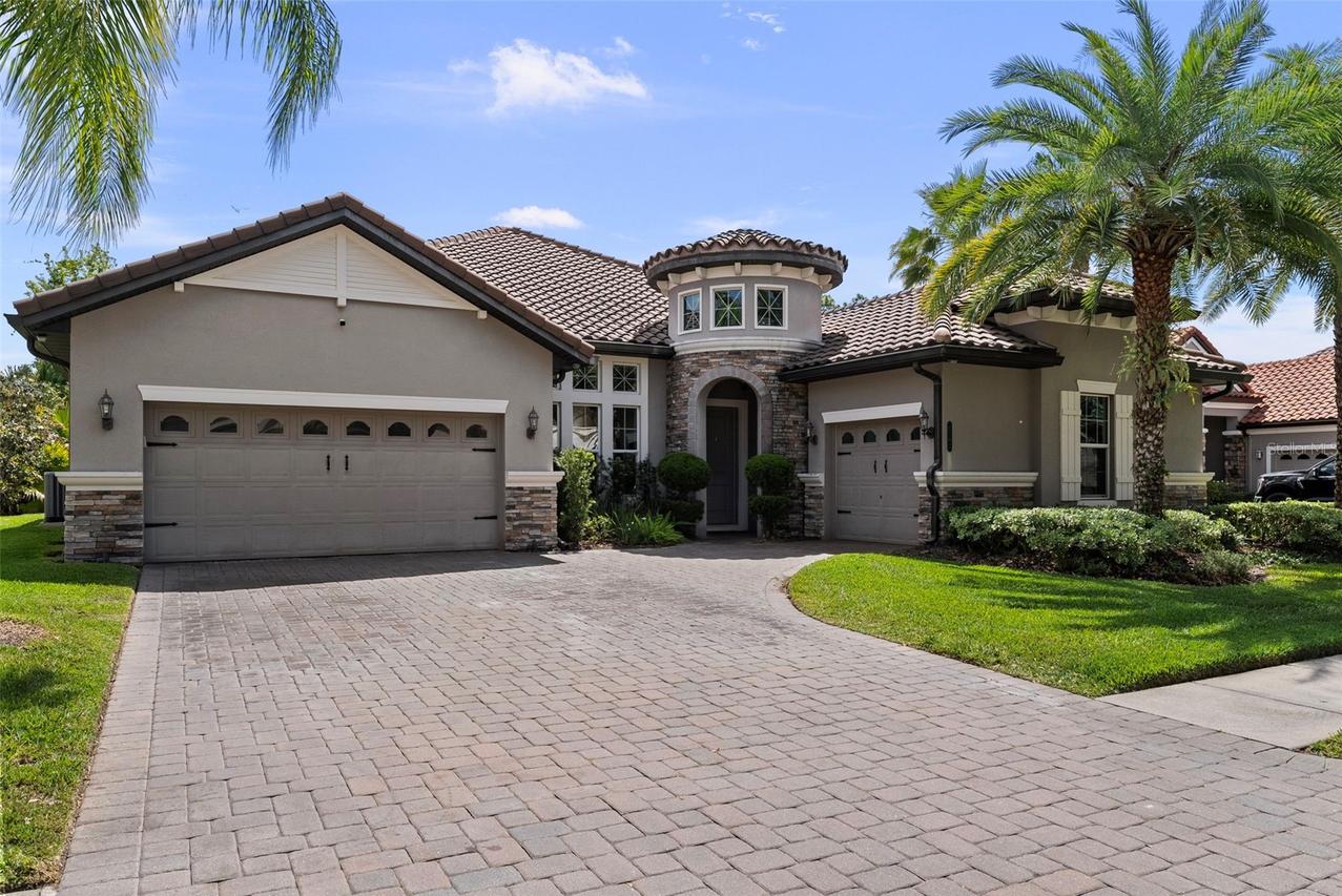 8362 Dunham Station Dr., Tampa, FL 33647