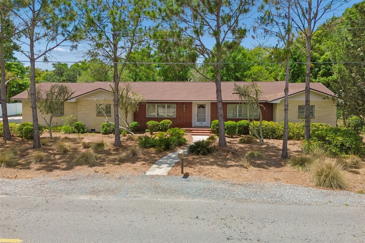 707 N Johnson St., Plant City, FL 33563