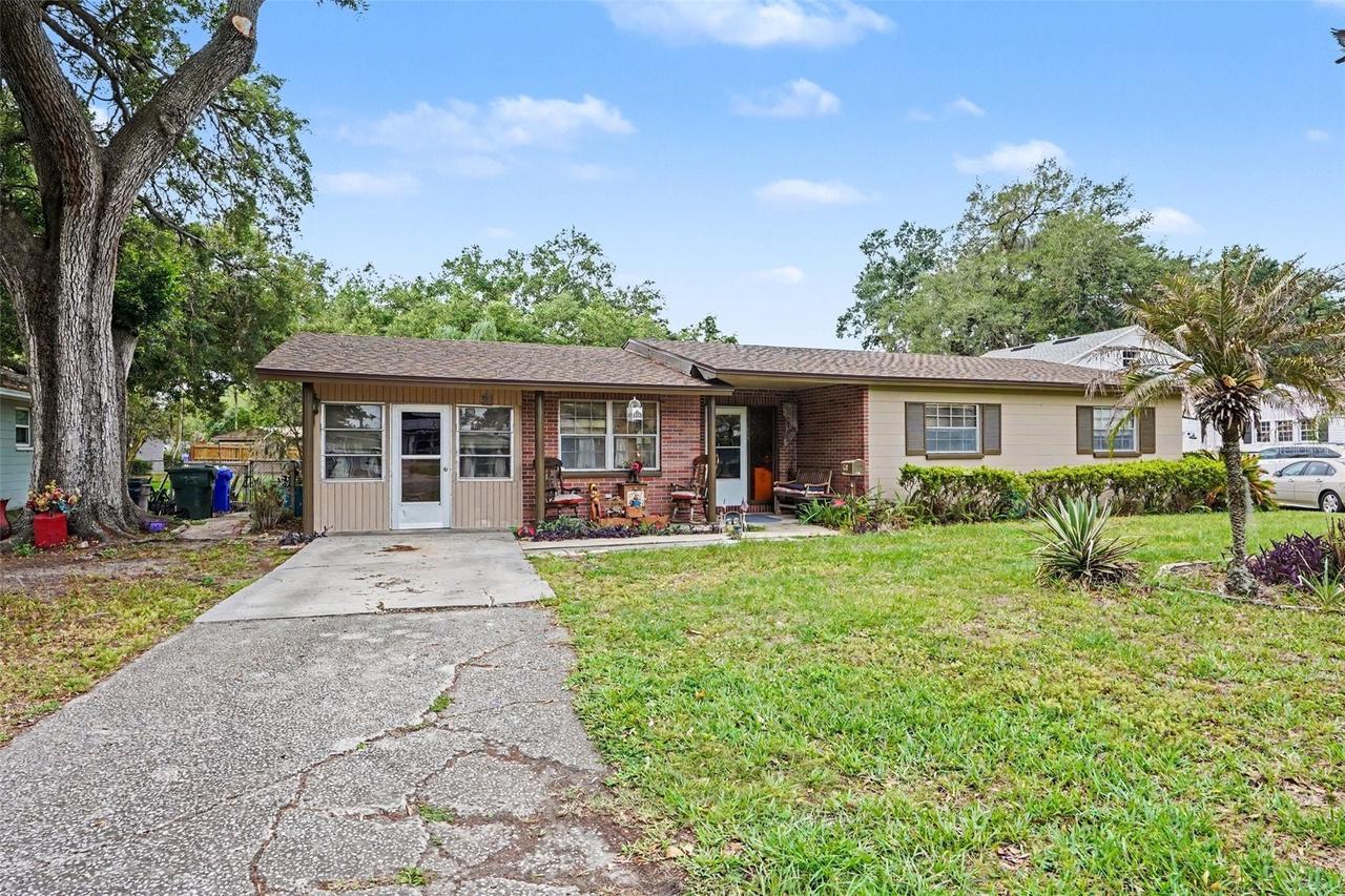 618 Young Pl., Lakeland, FL 33803
