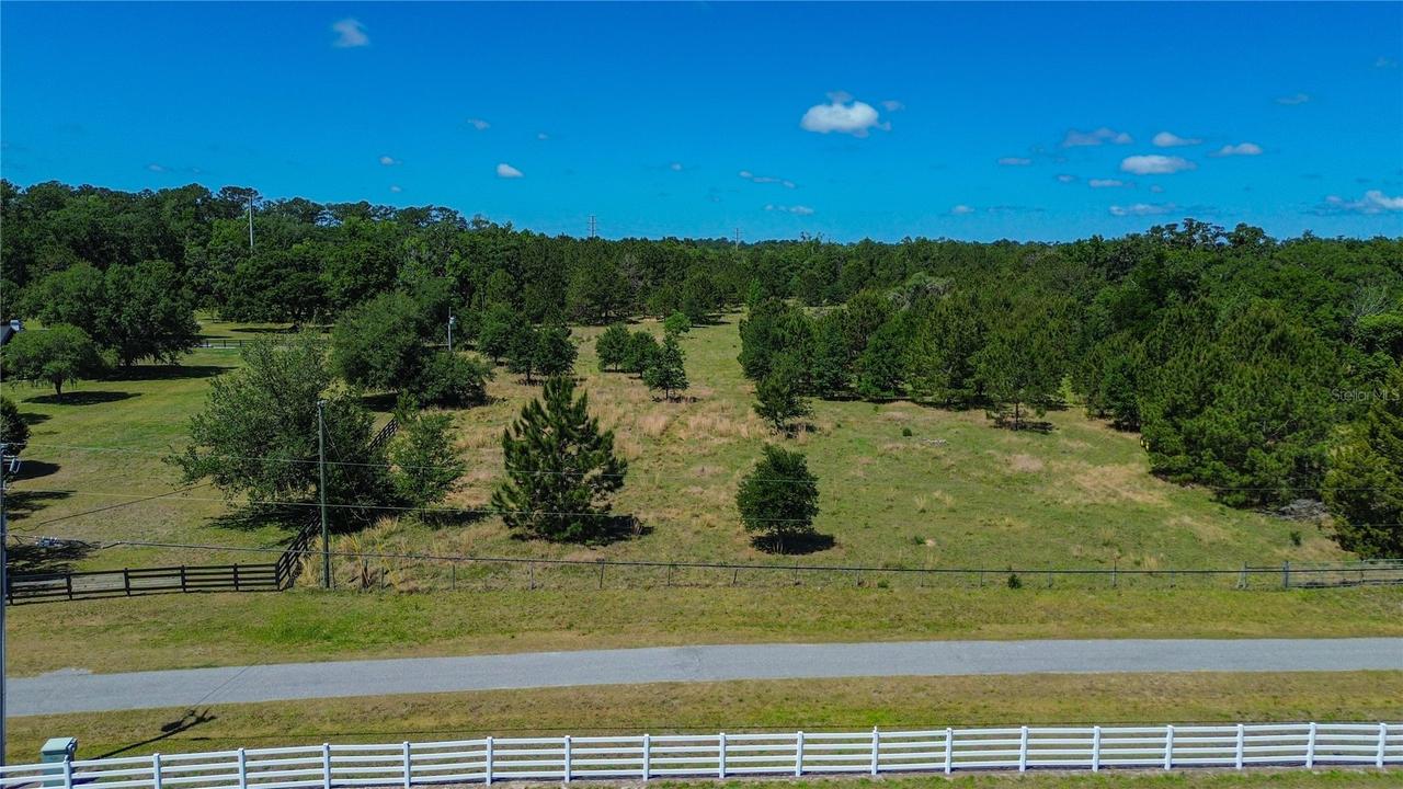 6489 Quarterhorse Ln., Brooksville, FL 34604