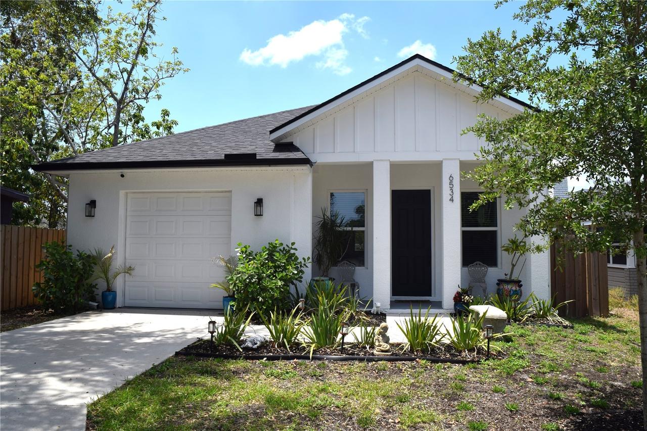 6534 Wayne St., St Petersburg, FL 33702