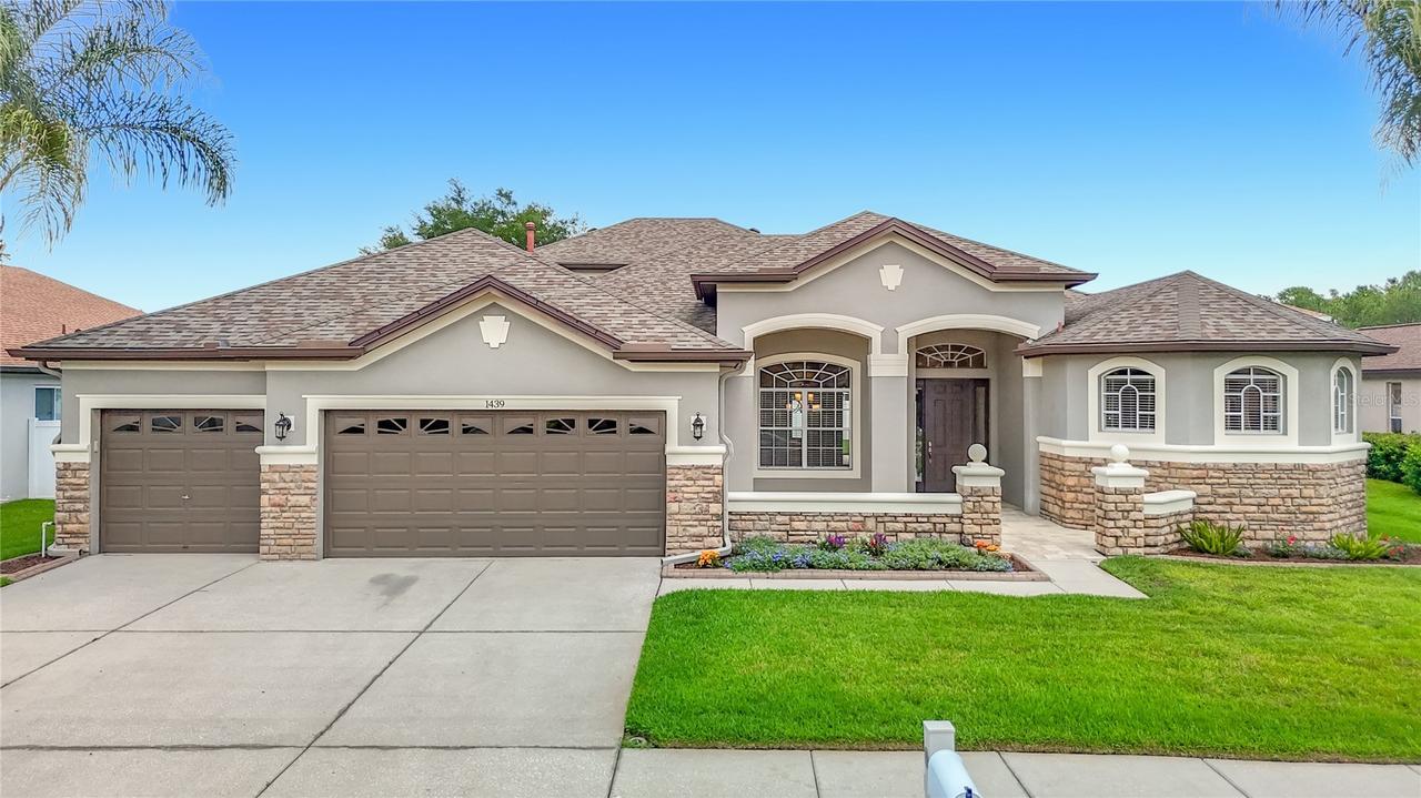 1439 Beaconsfield Dr., Wesley Chapel, FL 33543