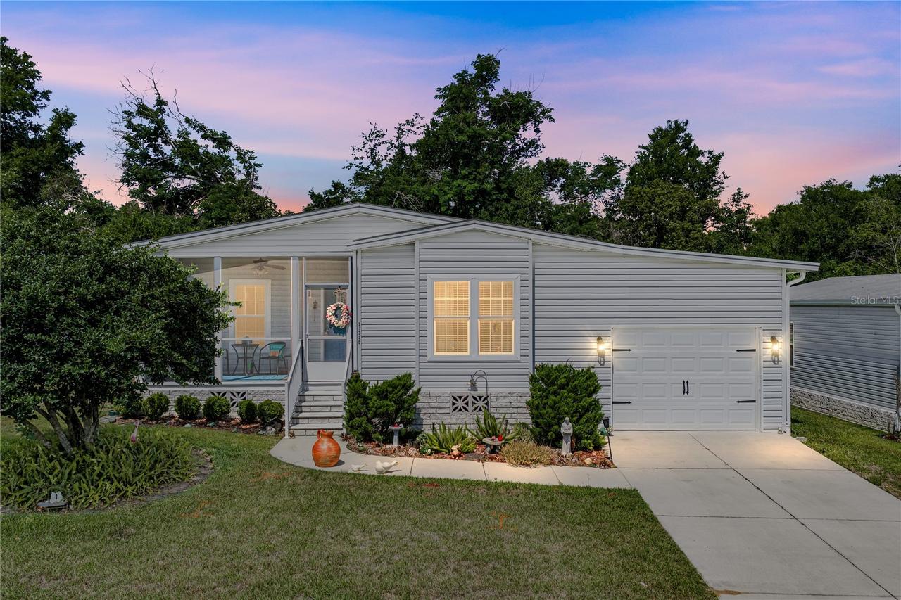 37220 Neukom Ave., Zephyrhills, FL 33541