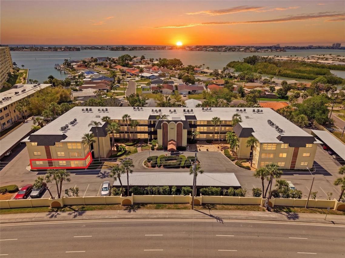 4780 Cove Cir. #101, St Petersburg, FL 33708