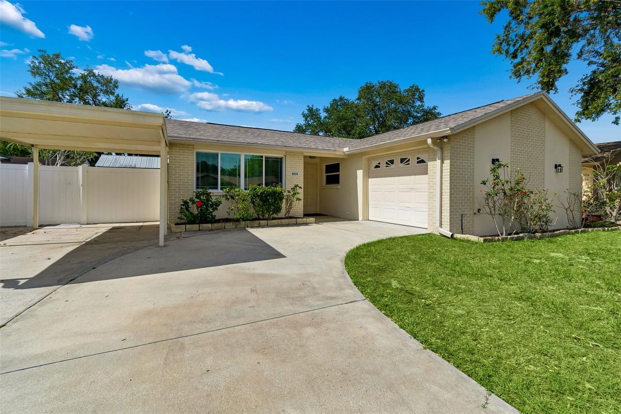 8806 Oak Cir., Tampa, FL 33615