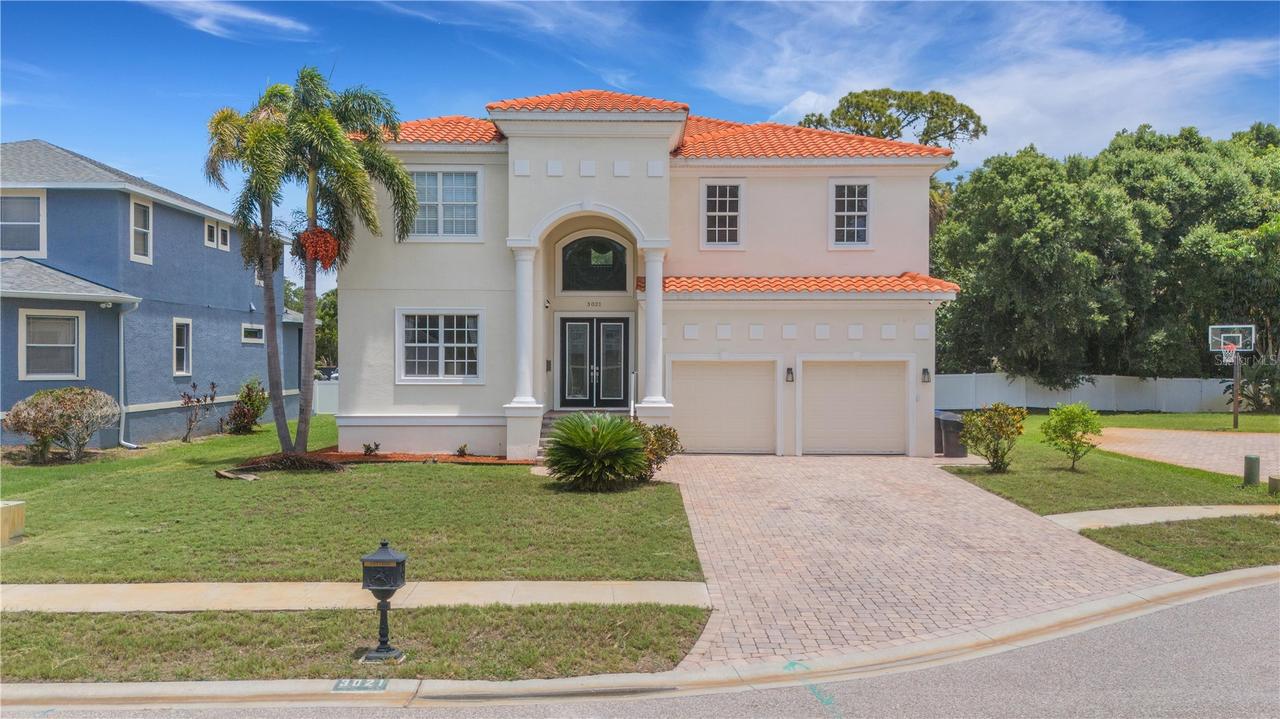 3021 59th Ave., St Petersburg, FL 33712
