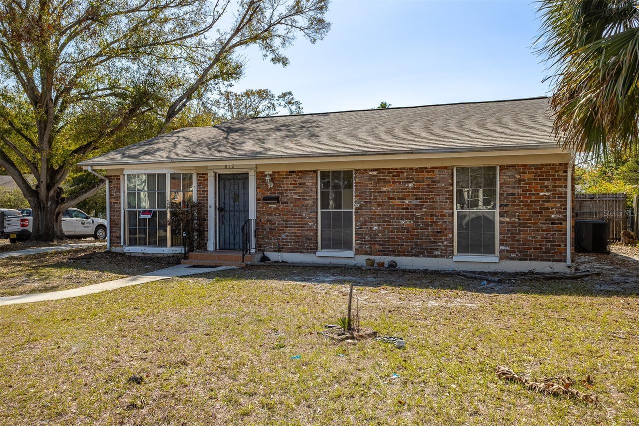 812 W Warren Ave., Tampa, FL 33602
