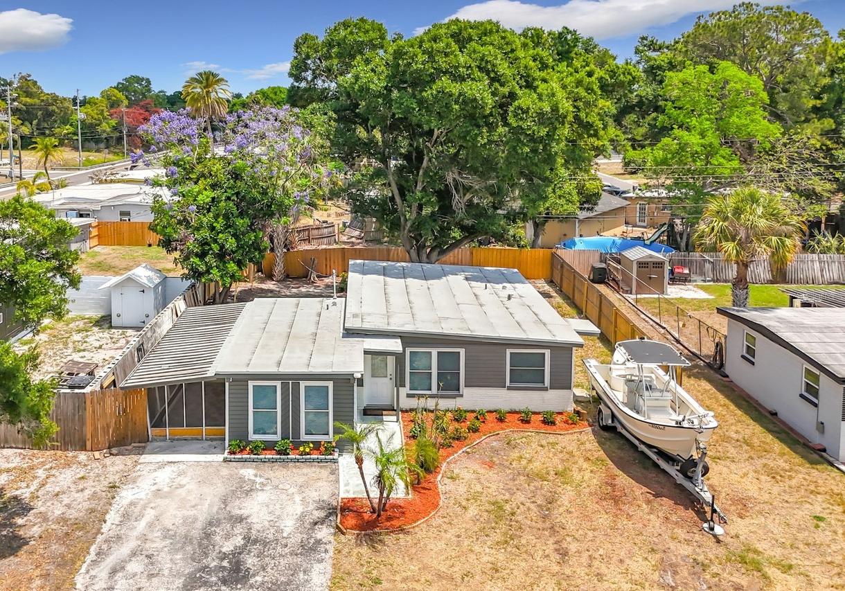 9369 83rd St., Seminole, FL 33777