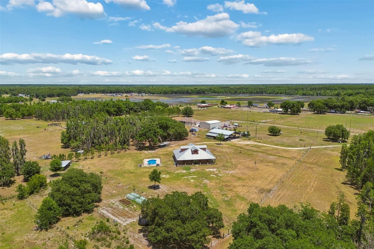 41451 Nipper Rd., Zephyrhills, FL 33540