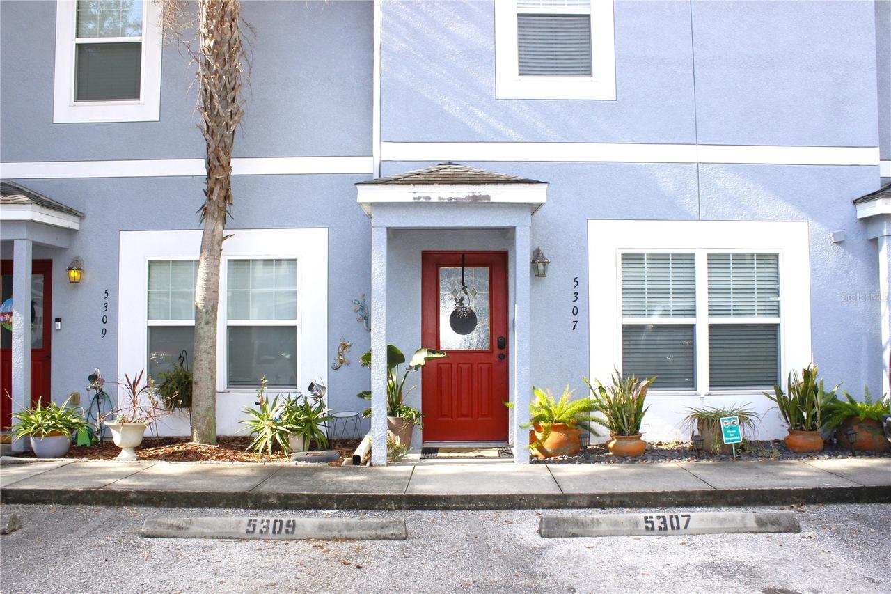 5307 Terraza Ct., Temple Terrace, FL 33617