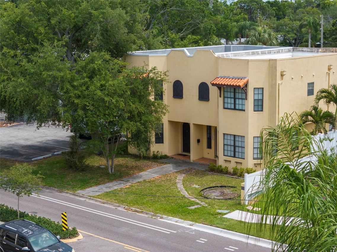 316 34th Ave., St Petersburg, FL 33704