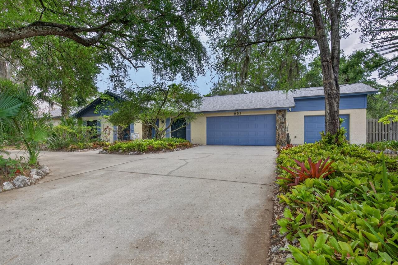 901 W River Dr., Temple Terrace, FL 33617