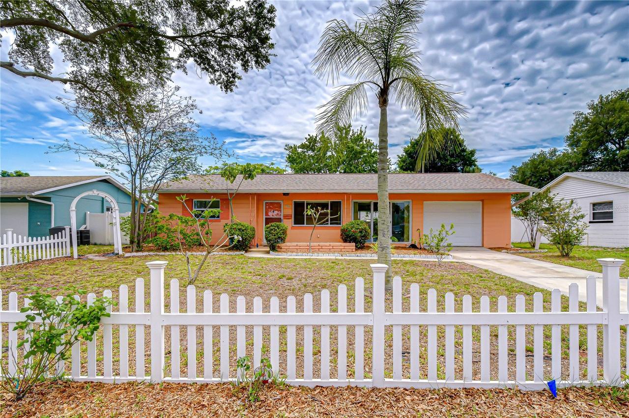 6710 35th Ter., St Petersburg, FL 33710