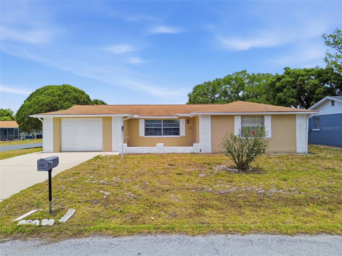 7825 Hawthorn Dr., Port Richey, FL 34668