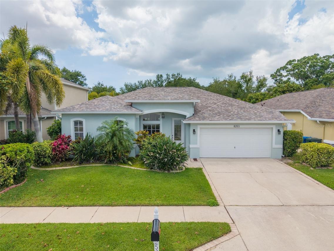 8253 Wild Oaks Cir., Largo, FL 33773