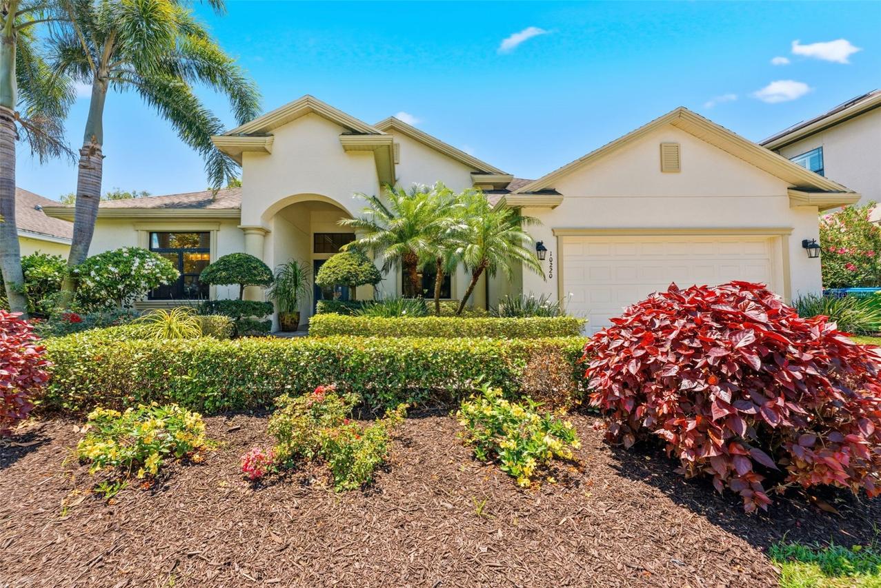 10220 Blossom Tr., Seminole, FL 33772