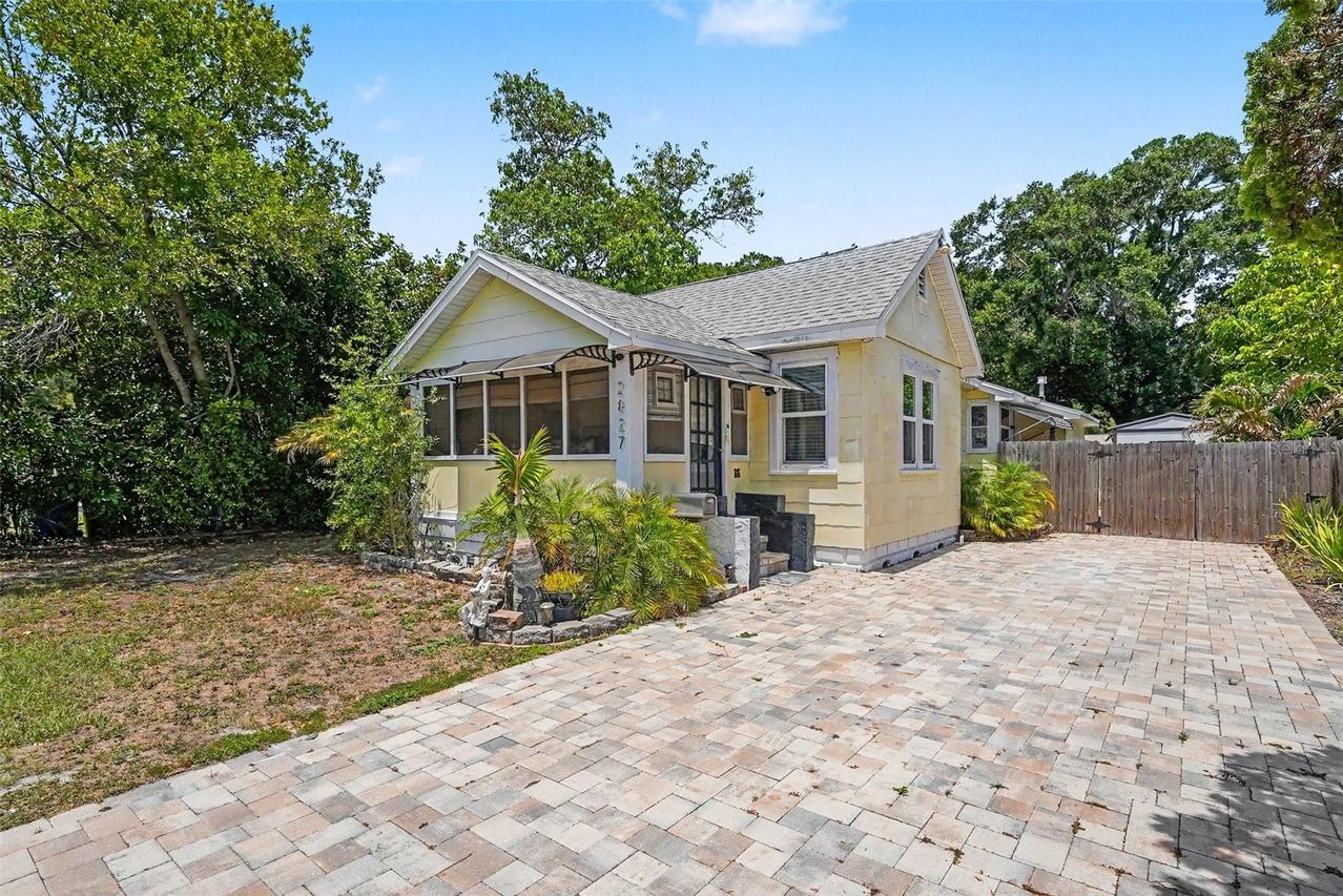 2827 9th Ave., St Petersburg, FL 33713