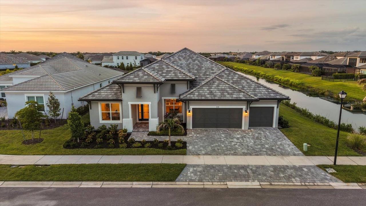 8532 Beechlake Ct., Sarasota, FL 34240
