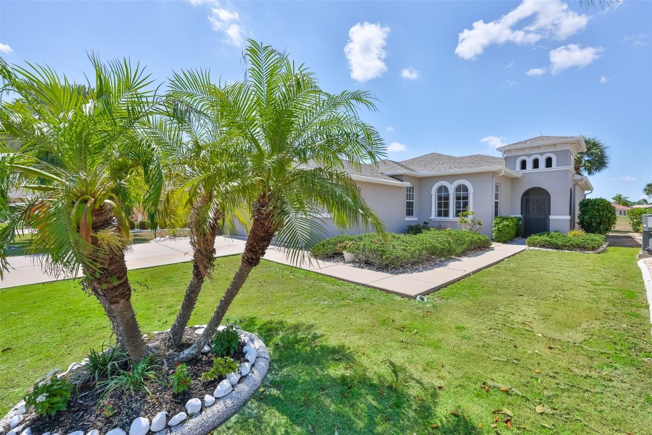 448 Noble Faire Dr., Sun City Center, FL 33573