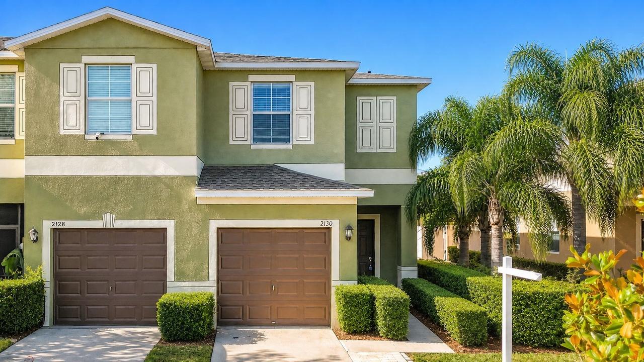 2130 Golden Falcon Dr., Ruskin, FL 33570