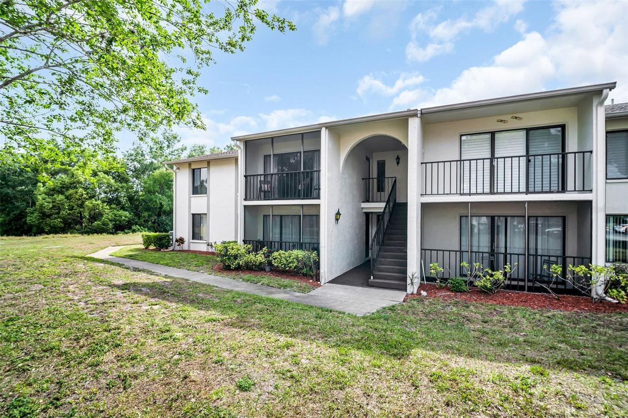 2642 Pine Ridge Way #G2, Palm Harbor, FL 34684