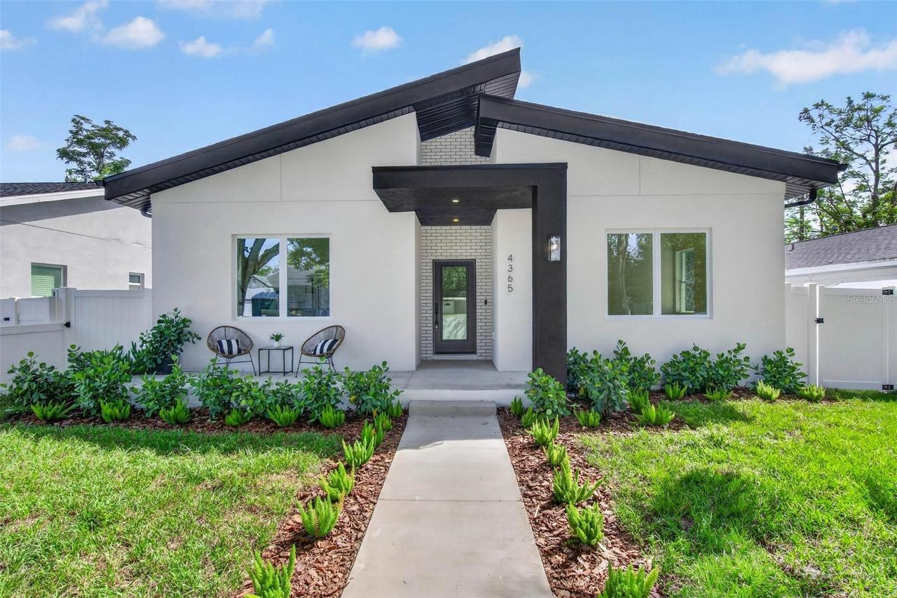 4365 Iris St., St Petersburg, FL 33714
