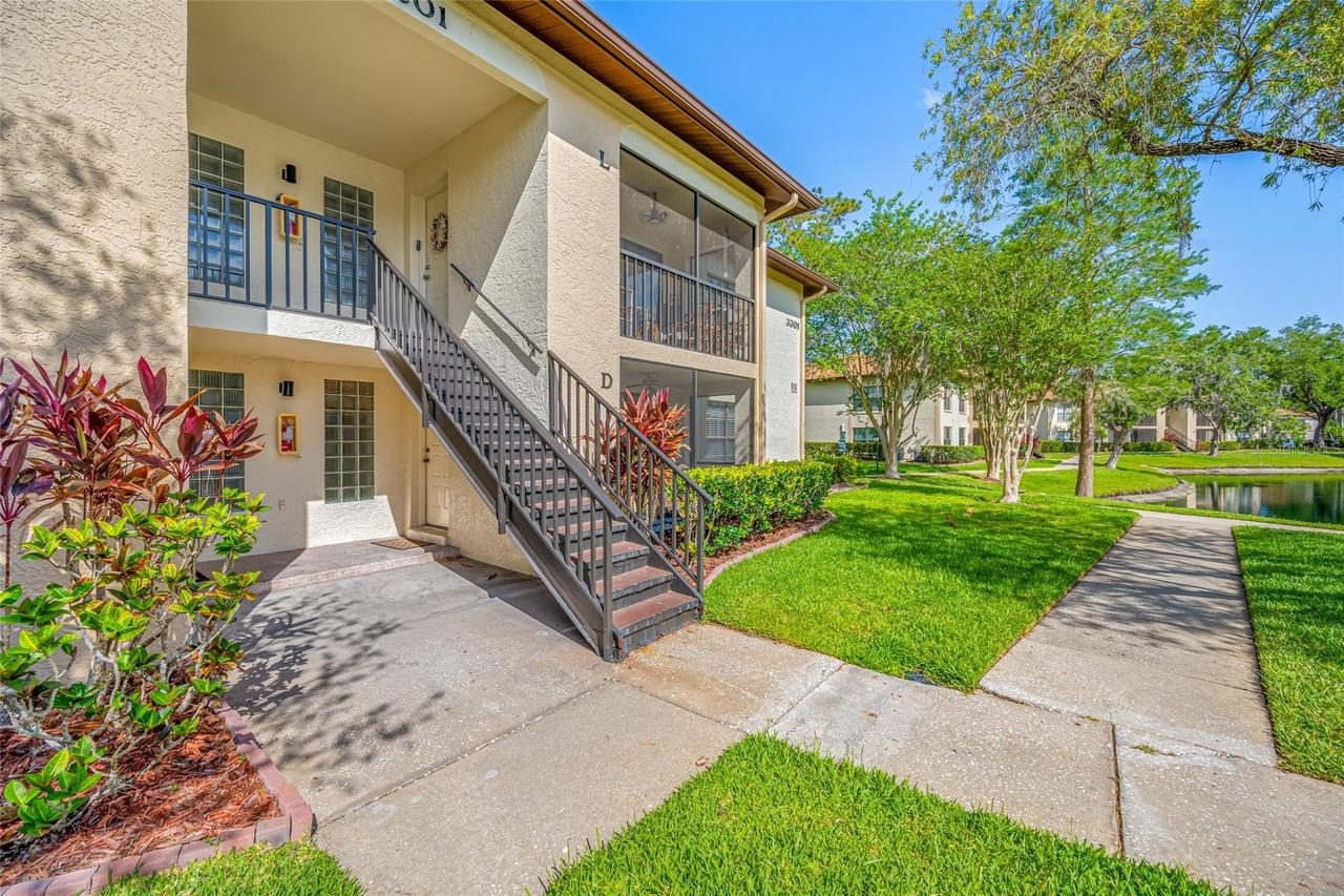 3301 Crystal Ct. #D, Palm Harbor, FL 34685