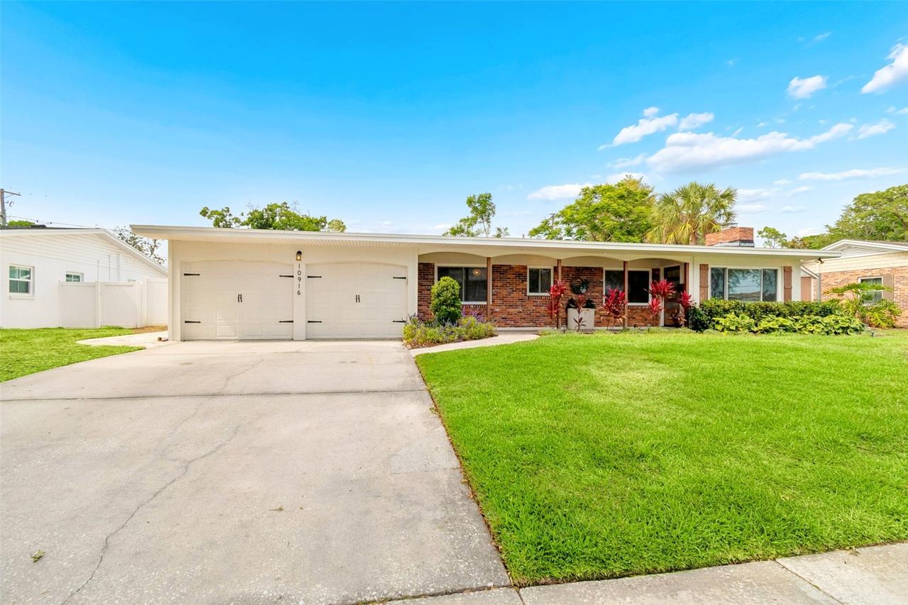 10916 Carrollwood Dr., Tampa, FL 33618