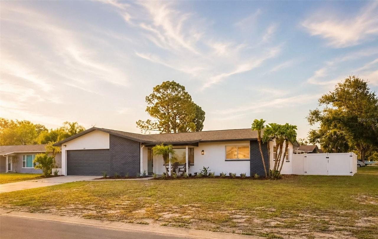 8601 139th St., Seminole, FL 33776