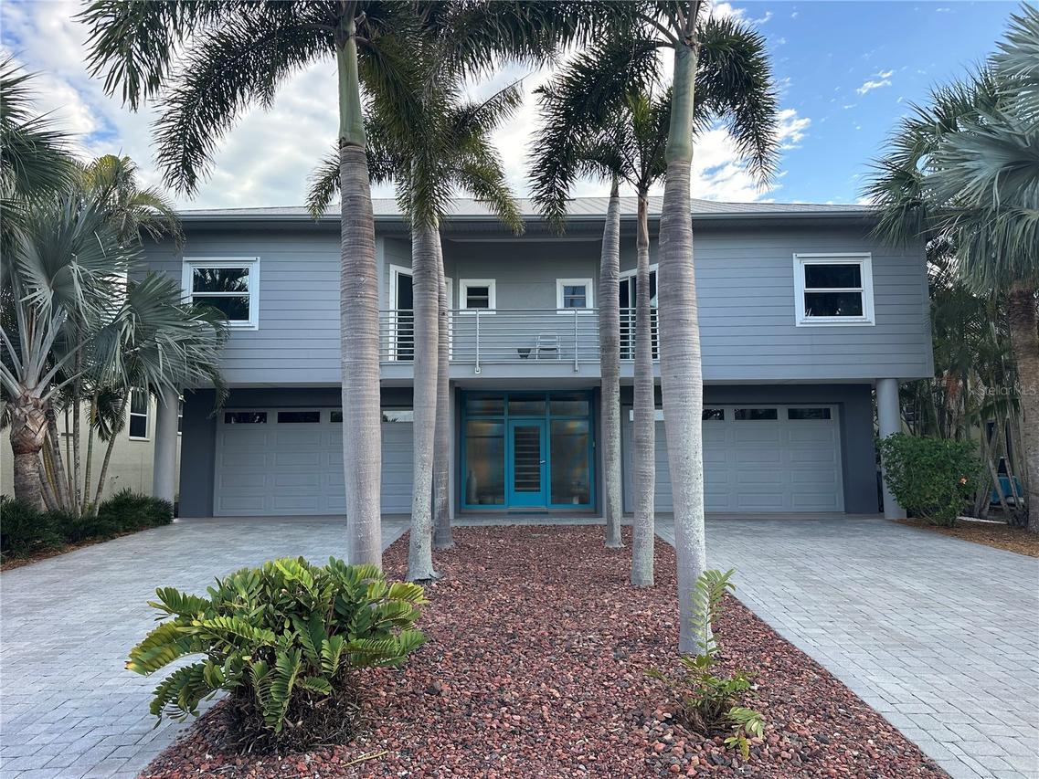 114 13th St., Belleair Beach, FL 33786