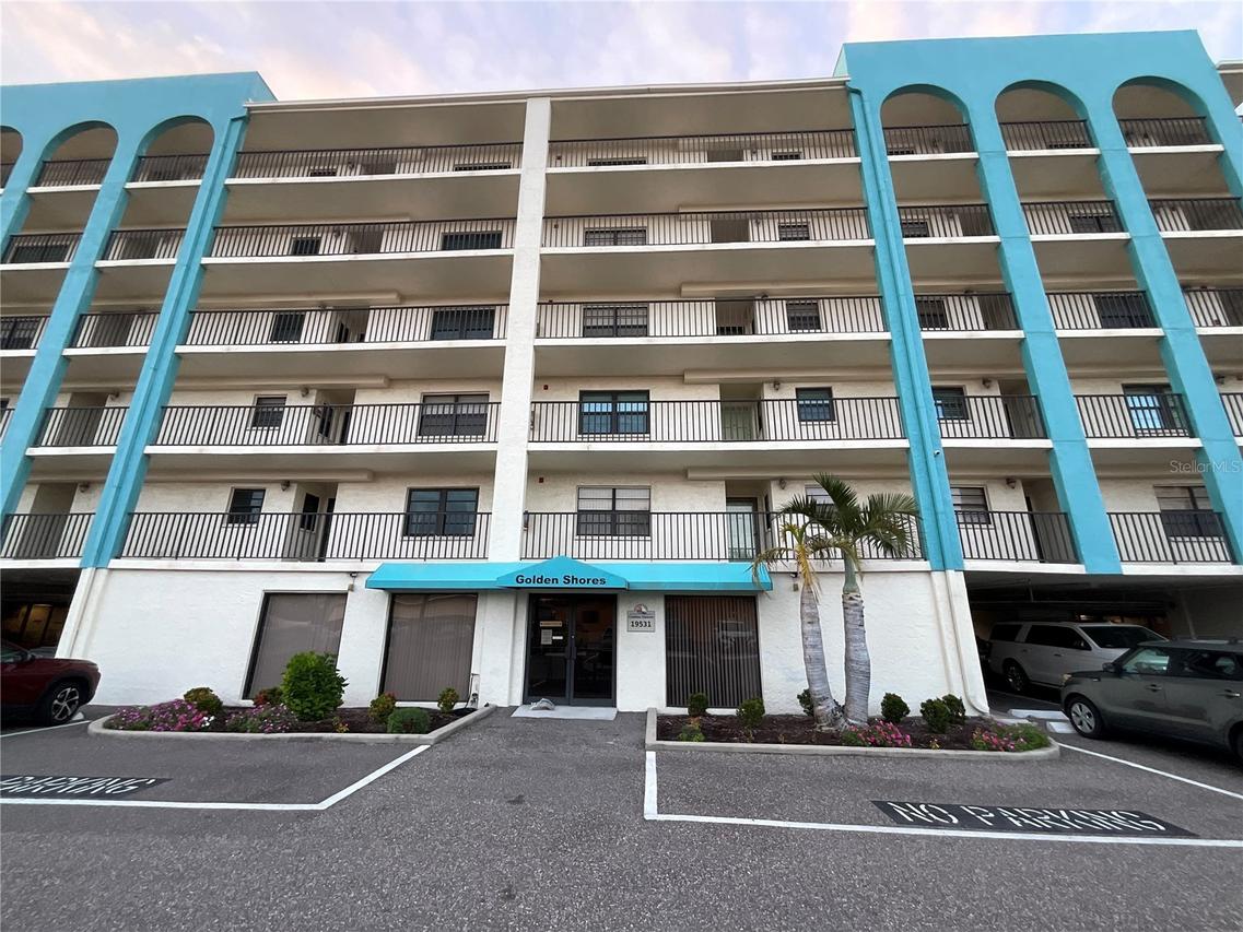 19531 Gulf Blvd. #612, Indian Shores, FL 33785