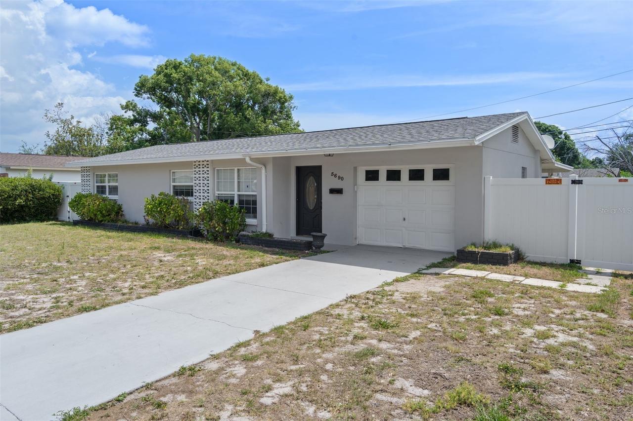5690 6th St., St Petersburg, FL 33705