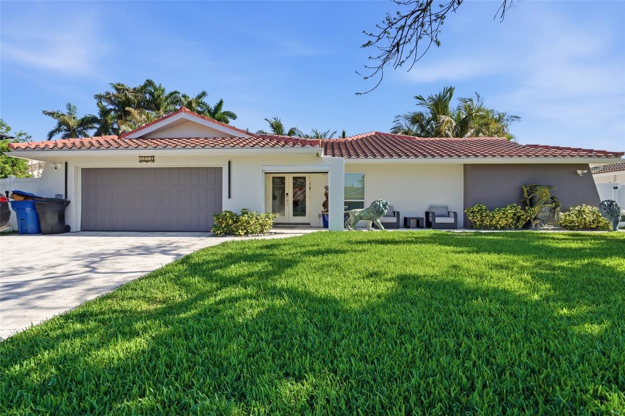 3874 48th Ave., St Petersburg, FL 33711