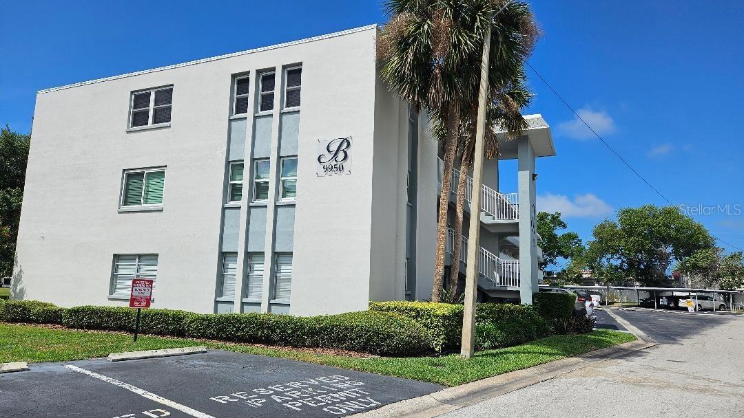 9950 47th Ave. #303, St Petersburg, FL 33708