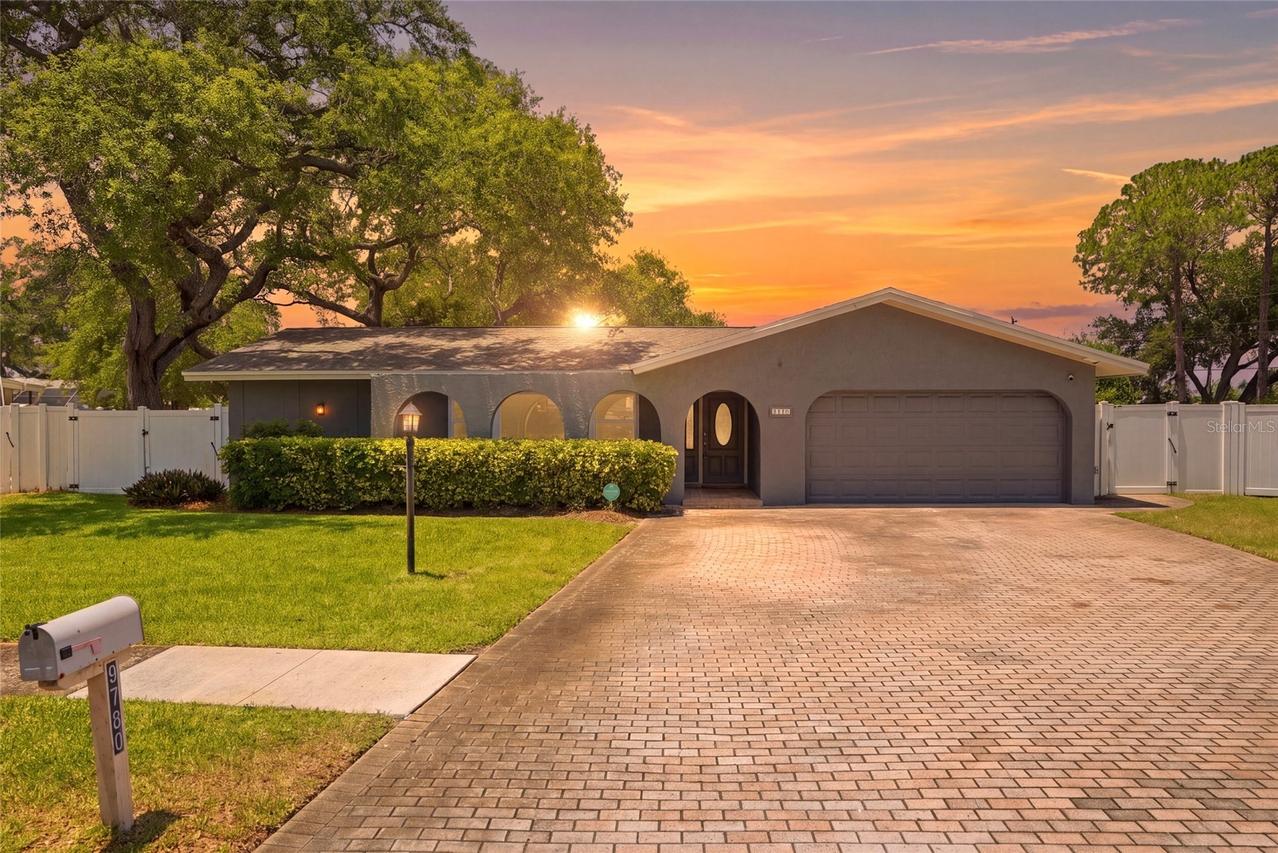 9760 136th St., Seminole, FL 33776