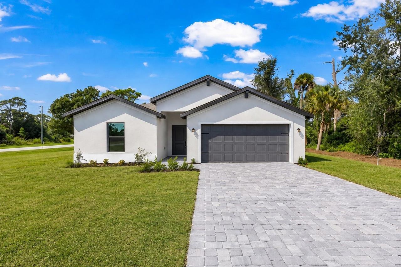 8014 Latour Ave., North Port, FL 34291