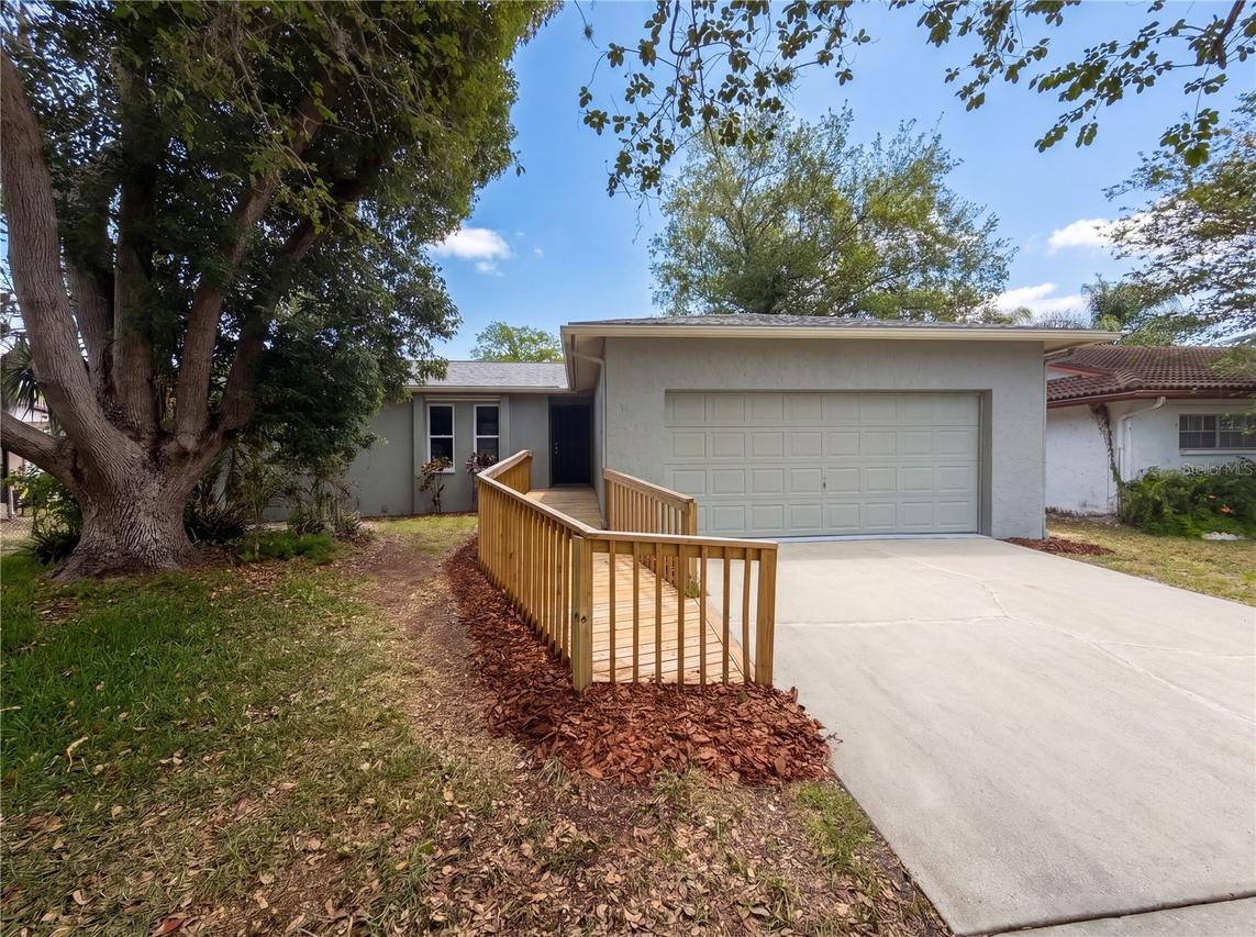 5122 Brookside Ln., New Port Richey, FL 34653