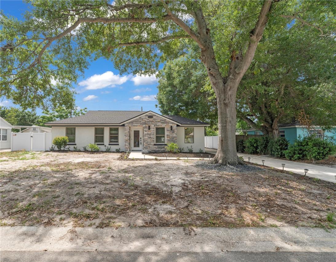3440 17th St., St Petersburg, FL 33713