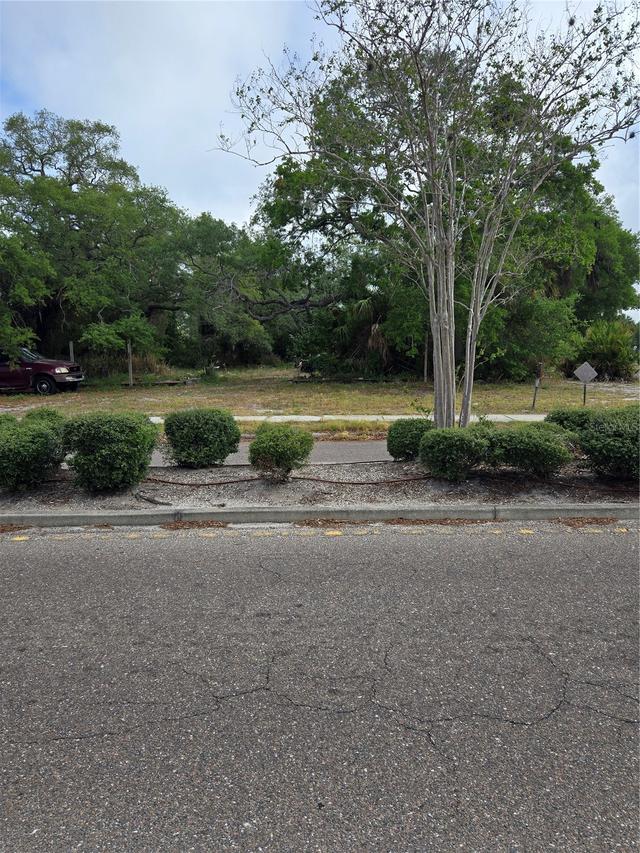 000 Marshall St., Clearwater, FL 33755