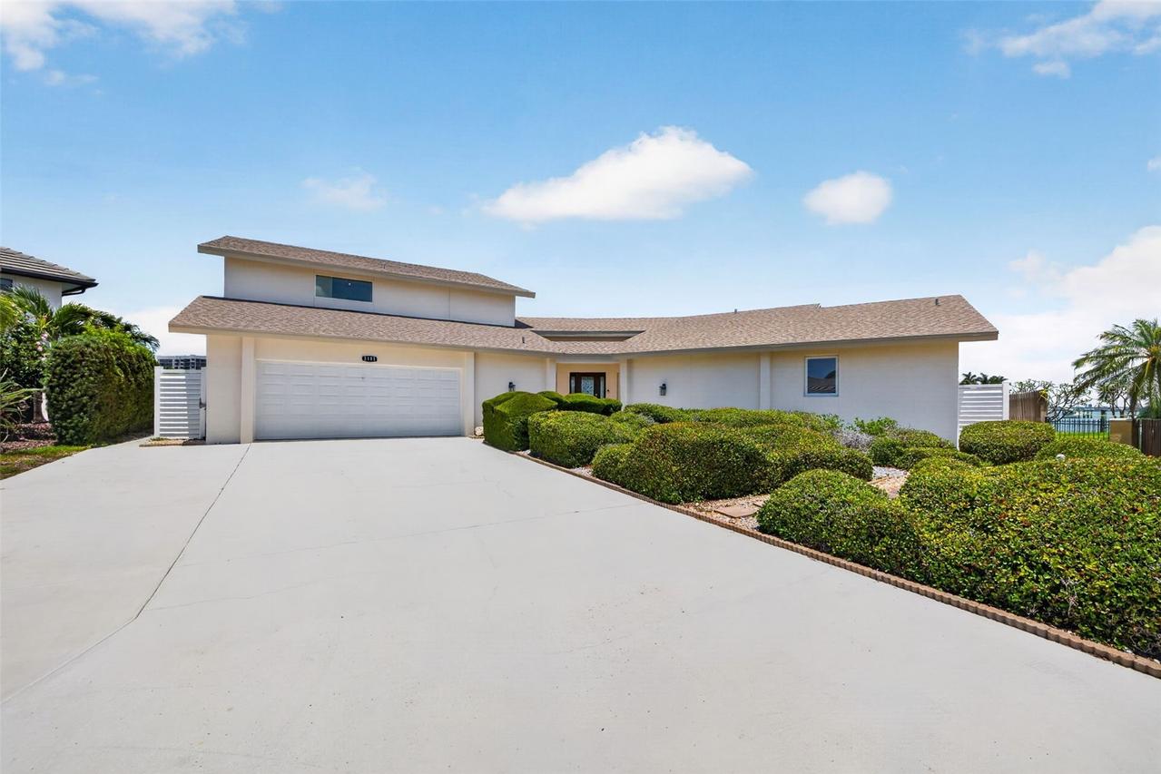 3111 Wedgewood Dr., Belleair Beach, FL 33786